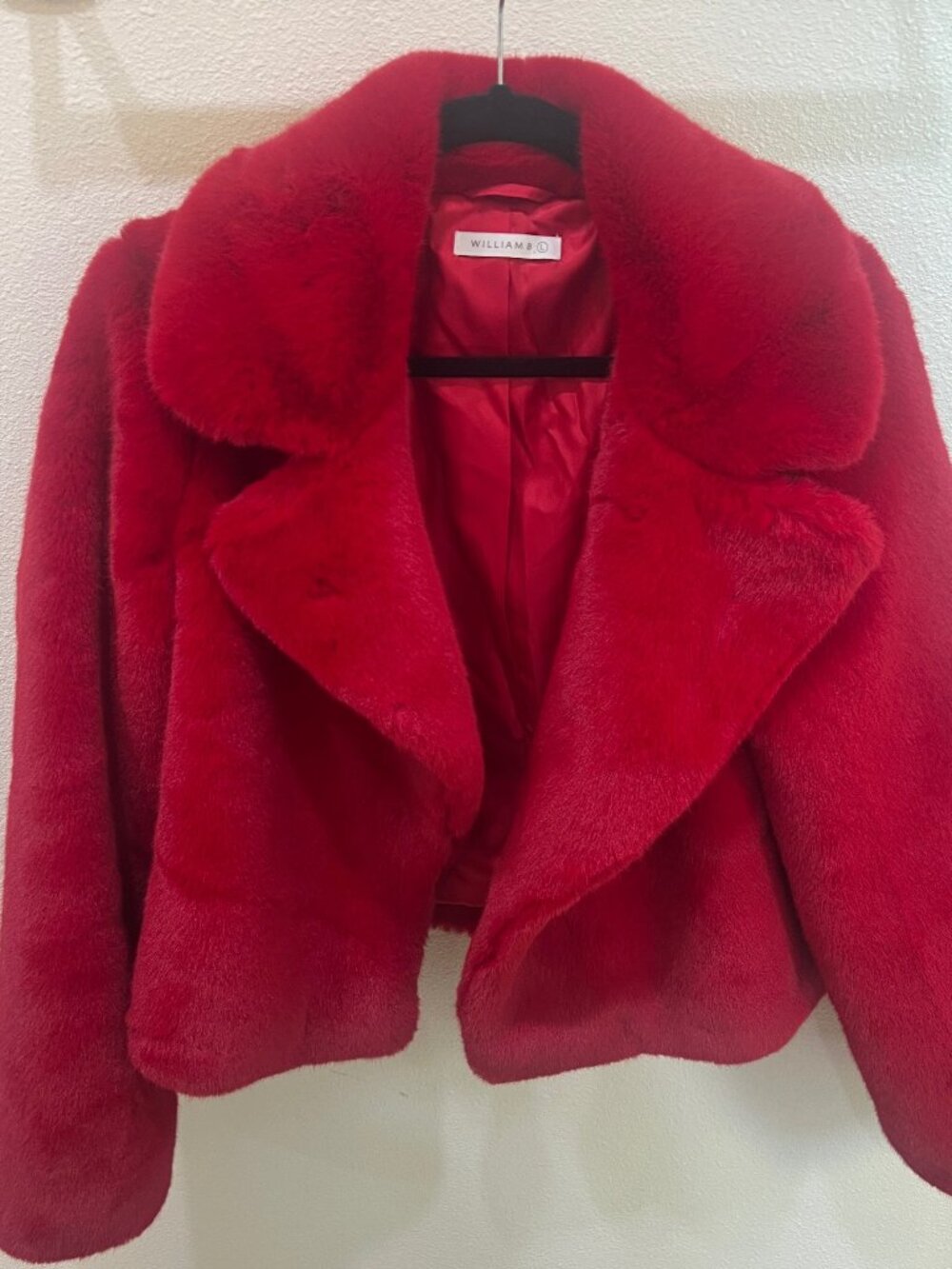 William B cropped faux fur jacket size Large